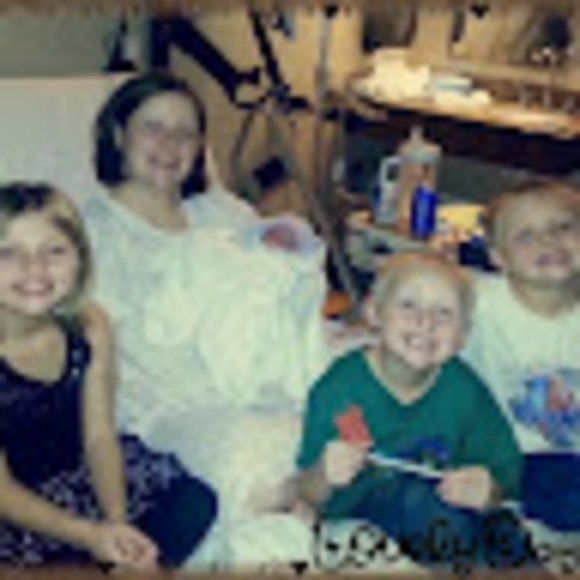 Meet your Posher, Mellisa - Picture 1 of 1